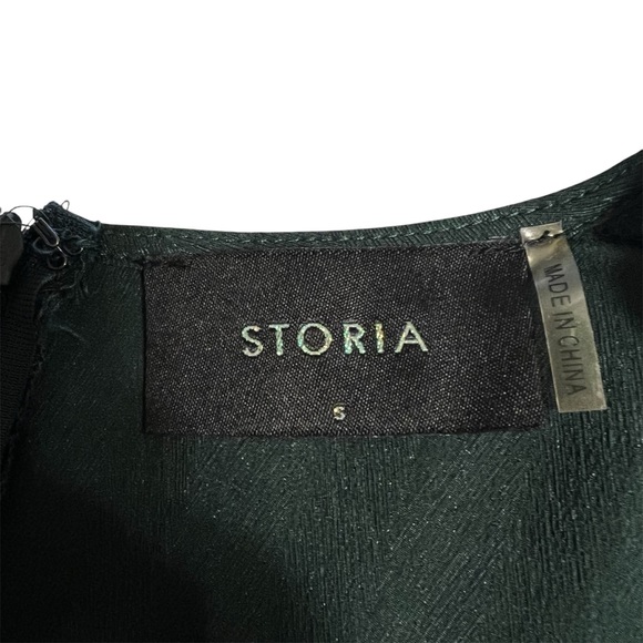 Storia Emerald Green Deep V-Neck Ruffle Long Sleeve Mini Dress Sz S - Picture 3 of 14